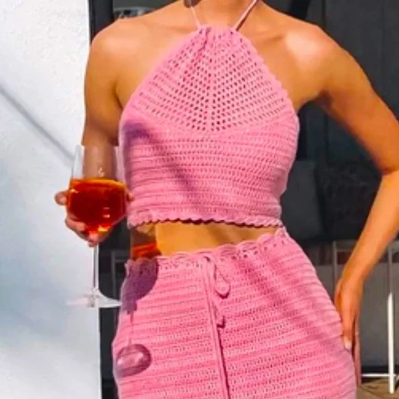 Small/Medium size available. Handmade. Feel free to text if any questions - Picture 2 of 2